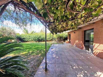 Jardí de Casa adosada de lloguer en Sant Cugat del Vallès amb Calefacció, Terrassa i Traster
