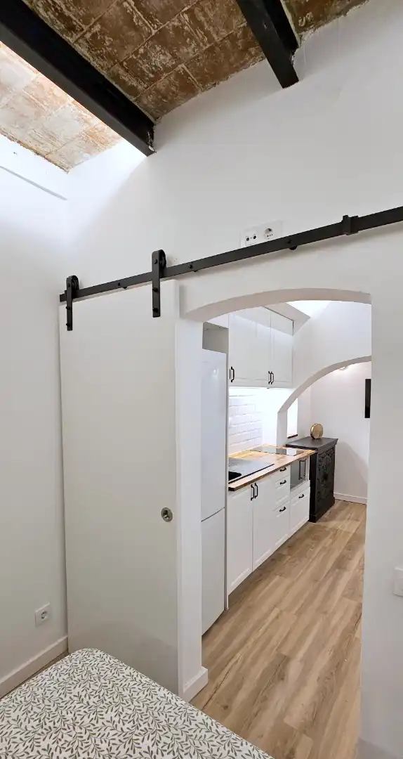 Cocina de Planta baja de alquiler en Barcelona con Aire acondicionado, Calefacción y Parquet