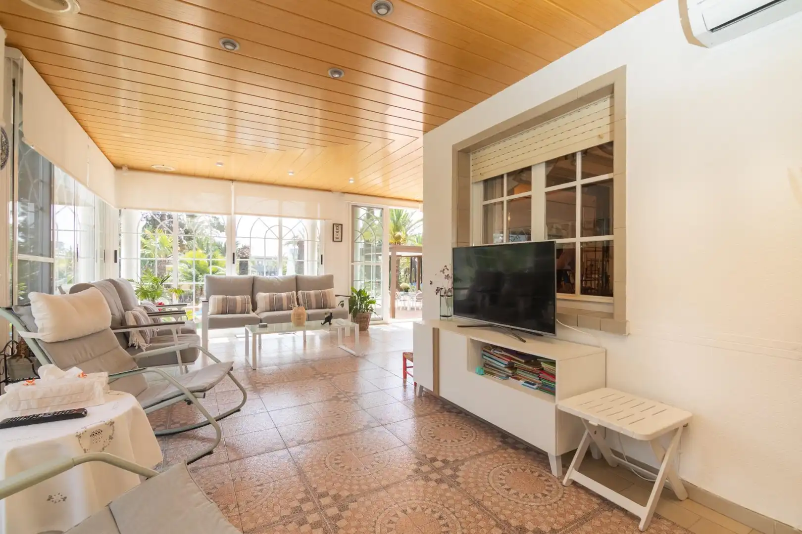 Sala de estar de Casa o chalet en venta en Elche / Elx con Jardín privado, Terraza y Piscina
