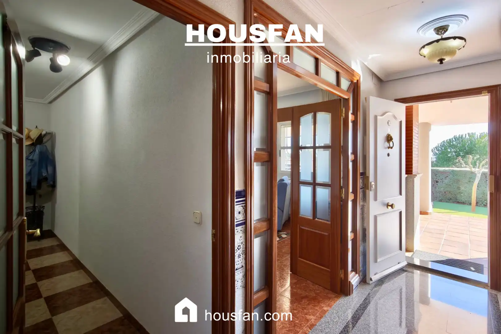 Exterior view of Houses for sale in Cáceres  with Air Conditioner, Heating and Private garden
