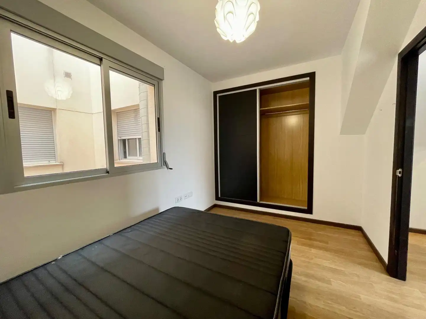 Habitación de Ático de alquiler con opción a compra en Murcia con Aire acondicionado, Terraza y Trastero