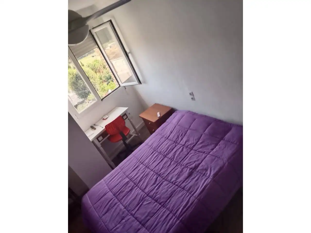 Habitación de Piso de alquiler en Cenes de la Vega con Amueblado