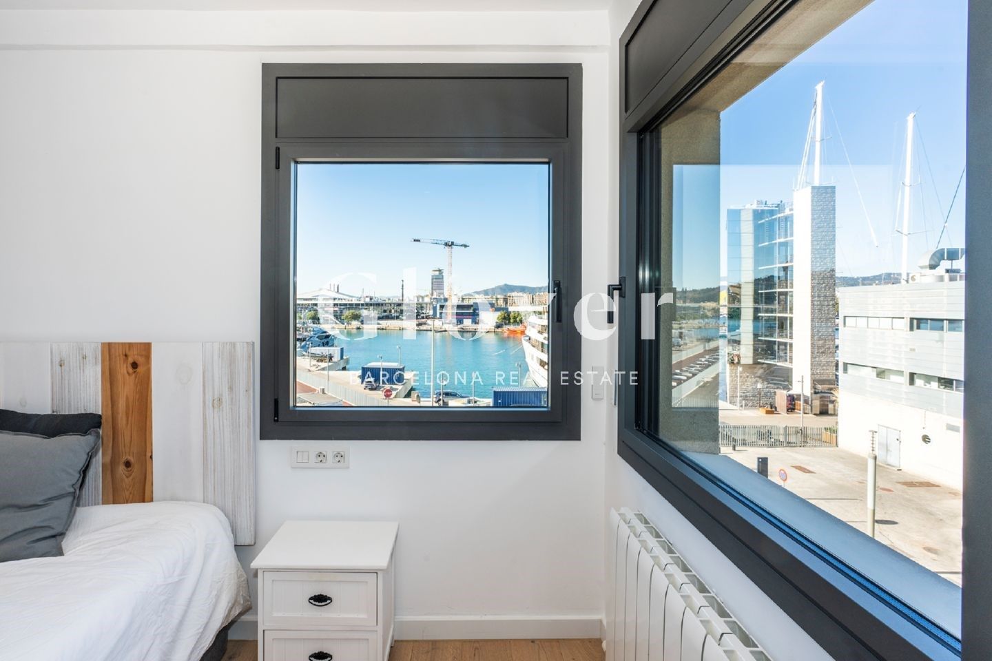 Bedroom of Flat for sale in  Barcelona Capital  with Air Conditioner, Heating and Terrace