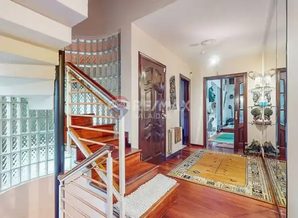 Houses for sale in Vigo   with Heating, Private garden and Storage room