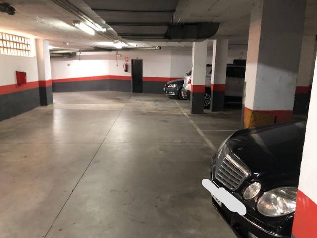 Garaje en Alquiler en Calle Constancia, 3 en Perchel Sur - Plaza de Toros Vieja