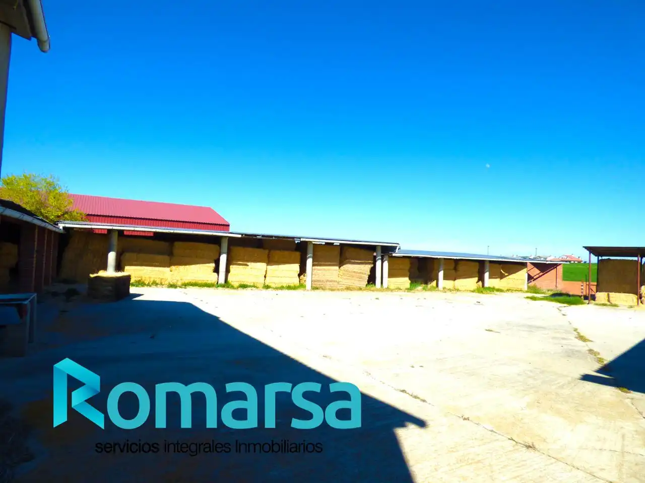 Industrial buildings for sale in Crespos, Ávila