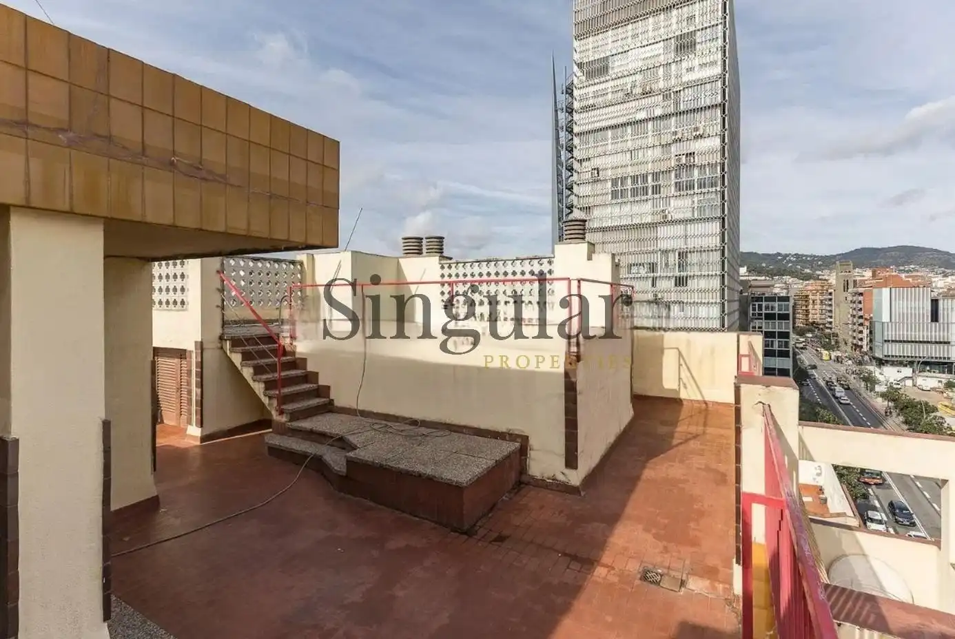 Terraza de Ático en venta en Barcelona con Calefacción, Terraza y Piscina