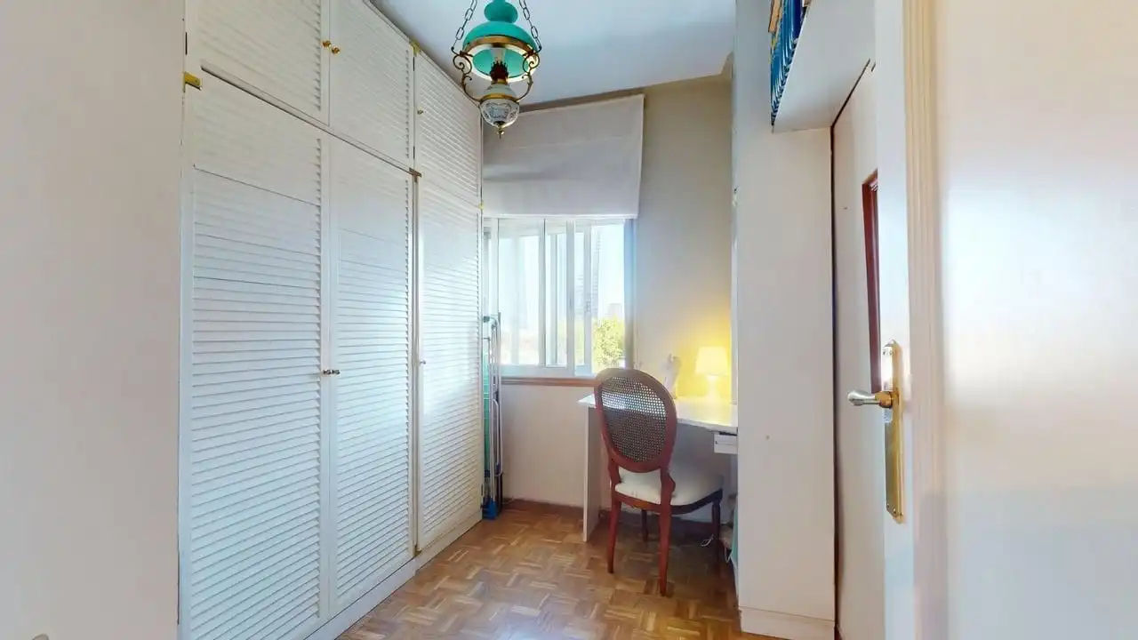 Bedroom of Flat for sale in Madrid  with Air Conditioner and Heating