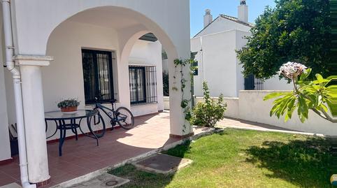 Foto 3 de Casa adosada en venda a El Castillo, Málaga