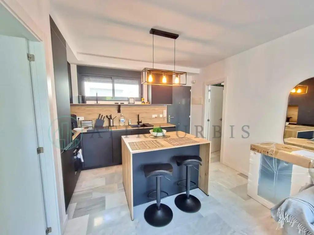 Küche von Wohnung zur Miete in Torremolinos mit Klimaanlage, Möbliert und Ofen