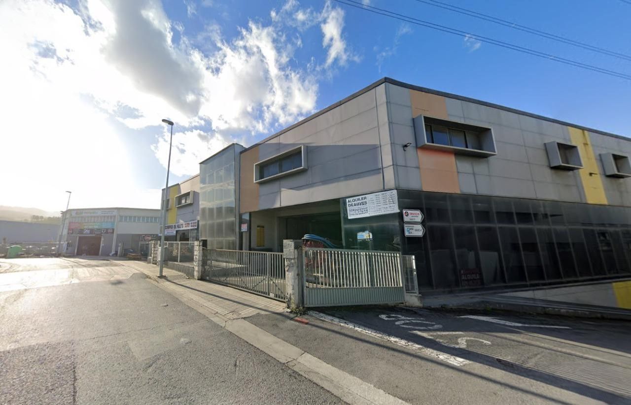 Office for sale in Barral, Kabiezes