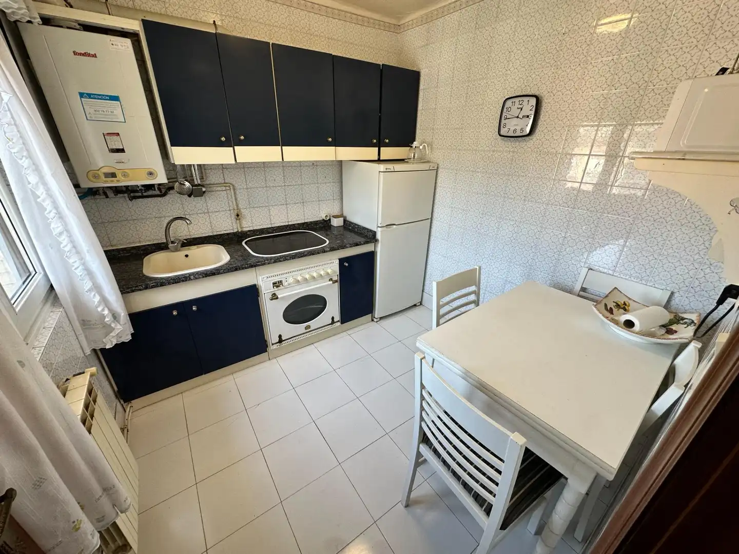 Küche von Wohnung zum Verkauf in Santander mit Terrasse