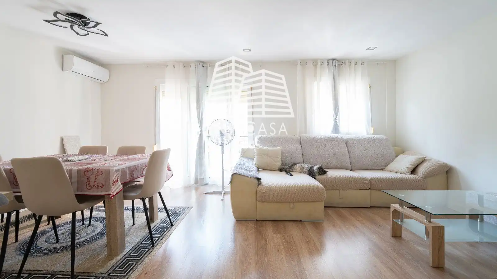 Sala d'estar de Pis en venda en Reus amb Aire condicionat i Terrassa