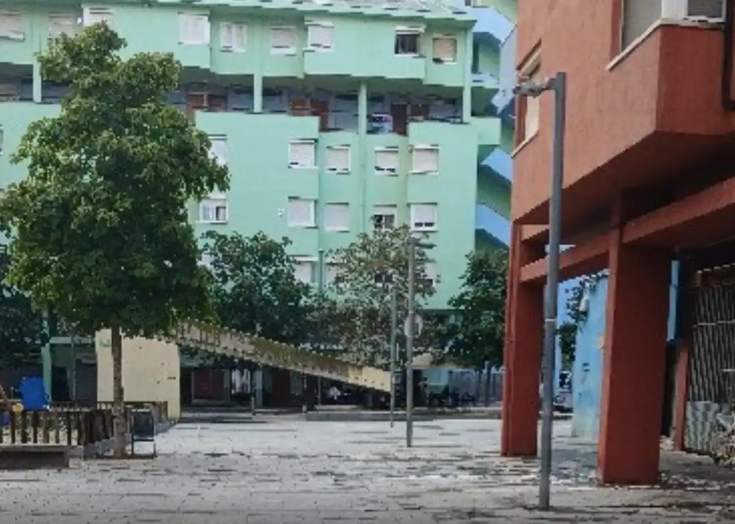 Vista exterior de Pis en venda en Sabadell