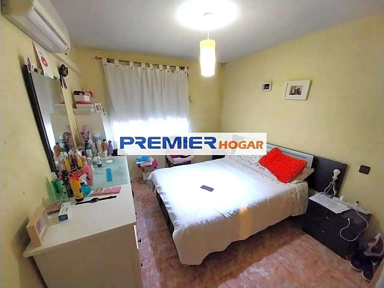 Schlafzimmer von Wohnung zum Verkauf in Madrid mit Klimaanlage, Heizung und Terrasse