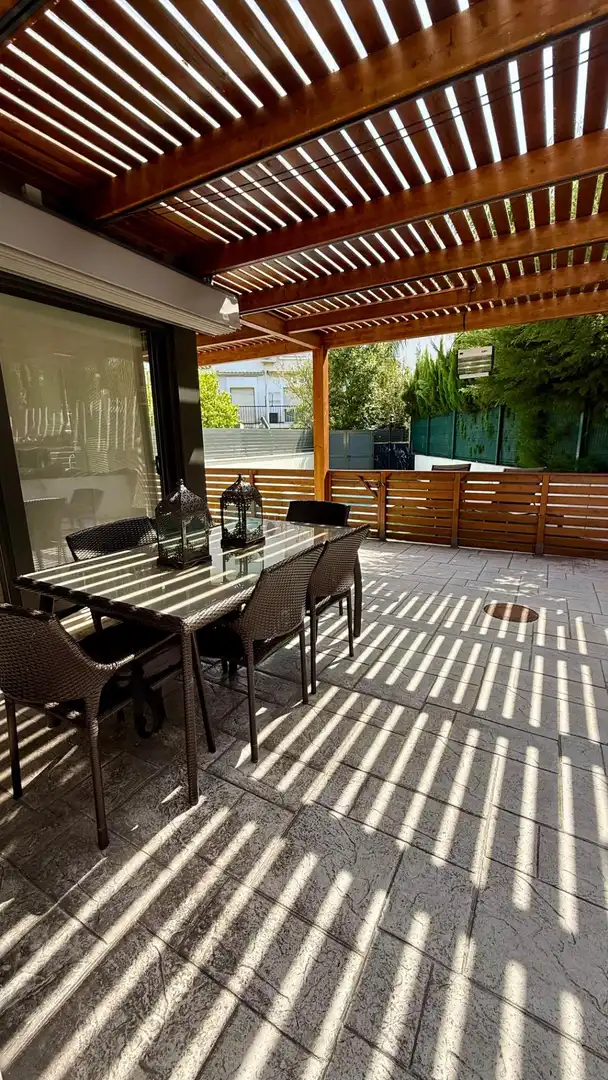 Casa bifamiliare con piscina in vendita a Carrer MANUEL BERGES, imagen 8