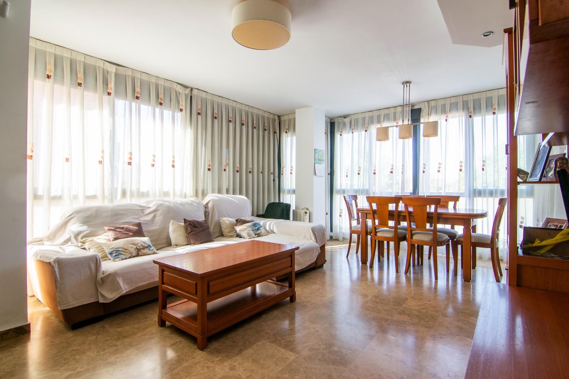 Living room of Single-family semi-detached for sale in Paiporta  with Air Conditioner, Terrace and Storage room