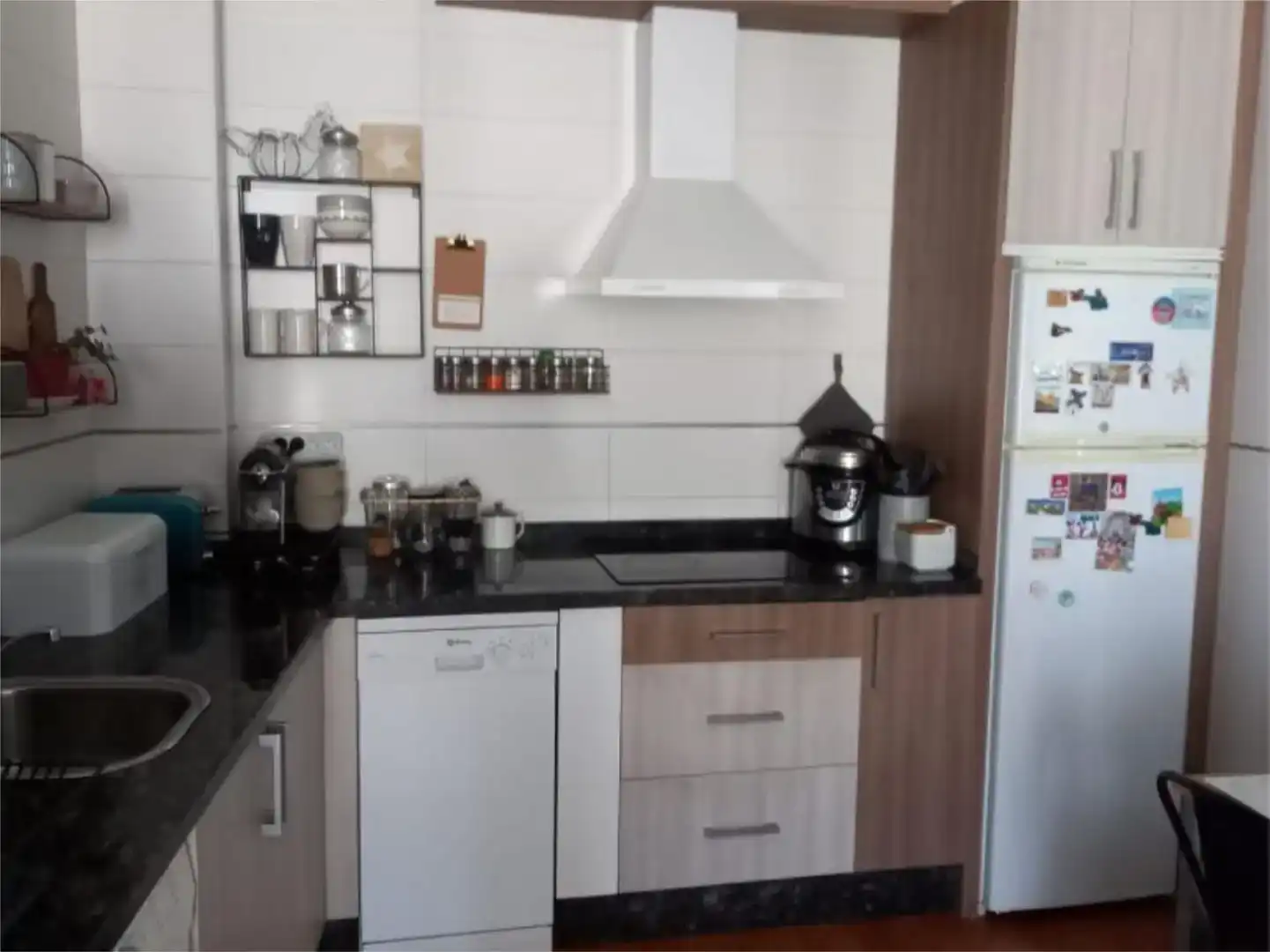 Küche von Wohnung zur Miete in Villadangos del Páramo mit Parkett, Abstellraum und Möbliert