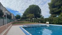 Piscina de Pis en venda en Torrevieja amb Terrassa, Moblat i Piscina comunitària