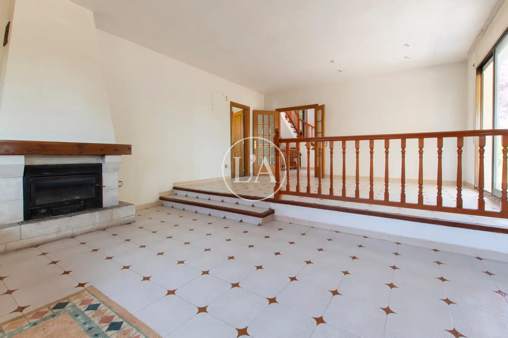 Sala d'estar de Casa o xalet en venda en Cambrils amb Jardí privat, Terrassa i Traster
