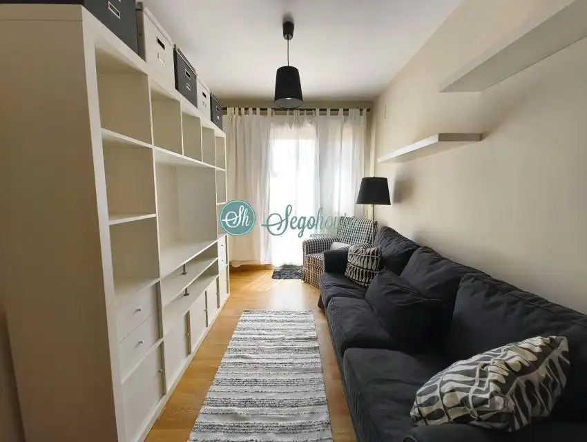 Sala de estar de Piso en venta en Torrecaballeros con Calefacción y Internet
