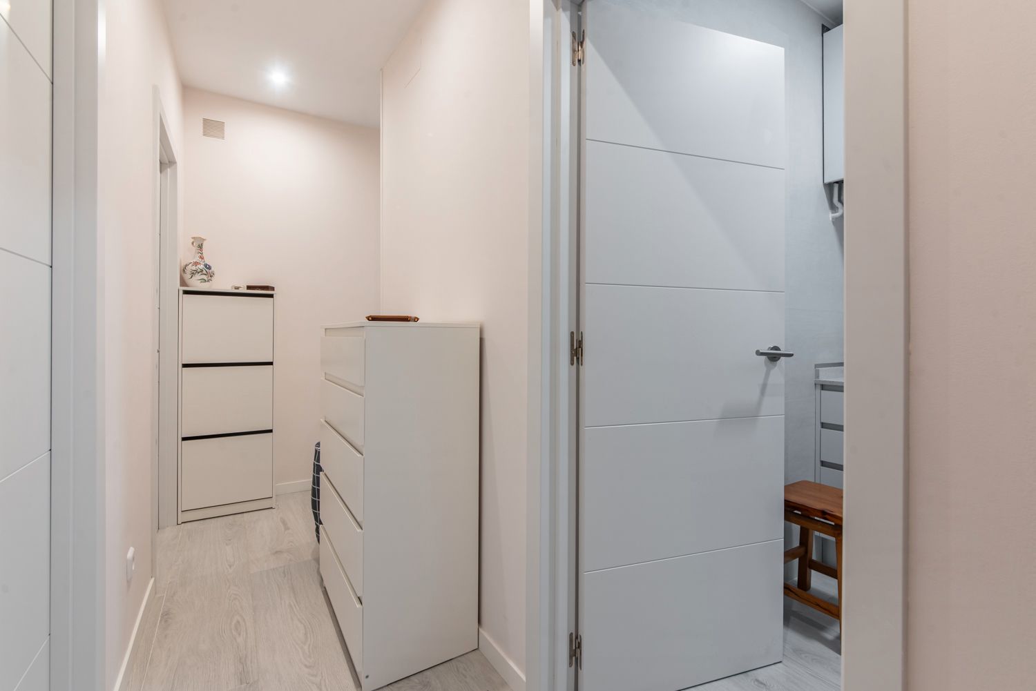 Flat for sale in Calle de la Ribera de Curtidores, Embajadores - Lavapiés, Centro
