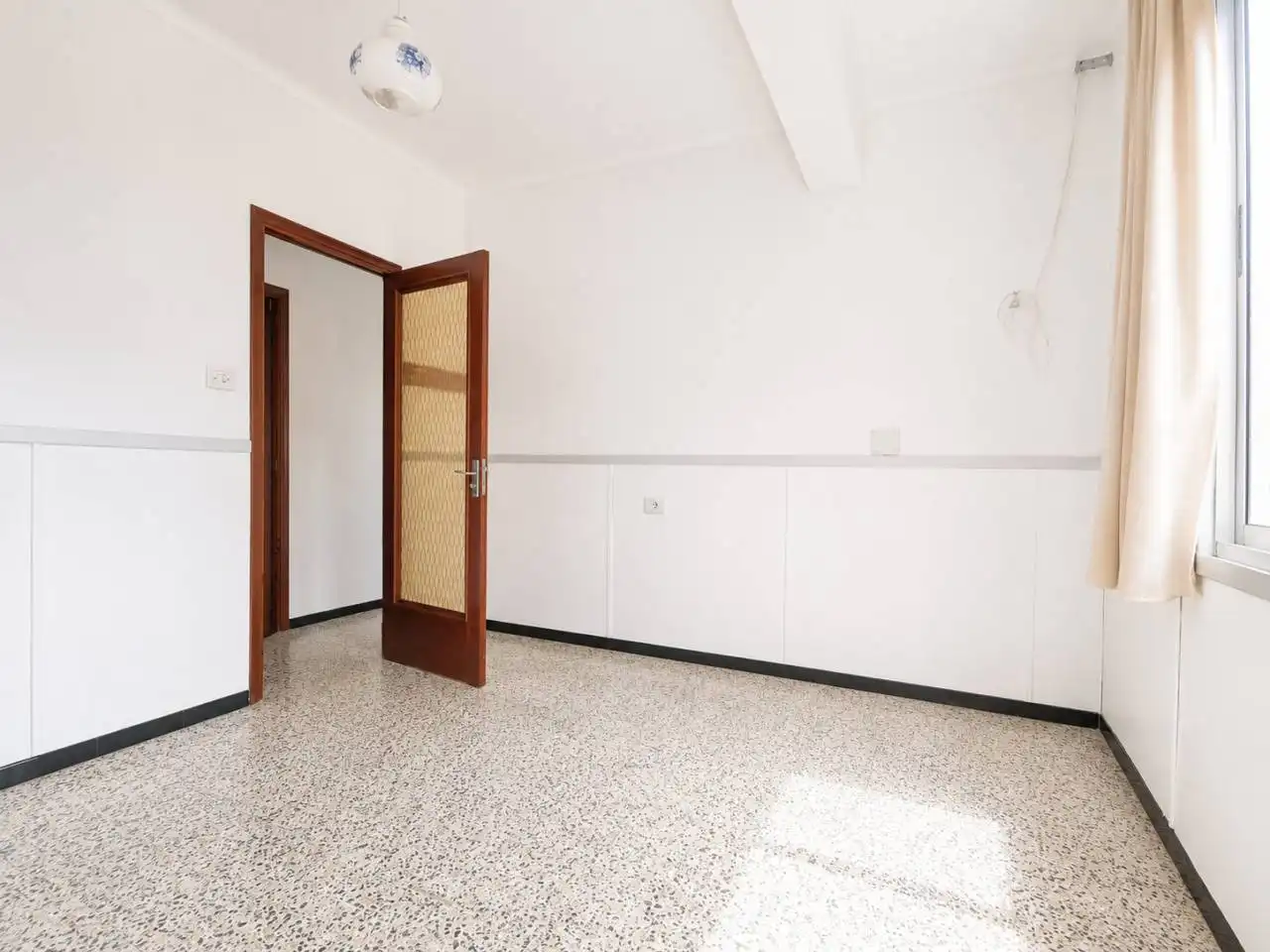 Flat with terrace for sale in Gran Via de Colom, imagen 9