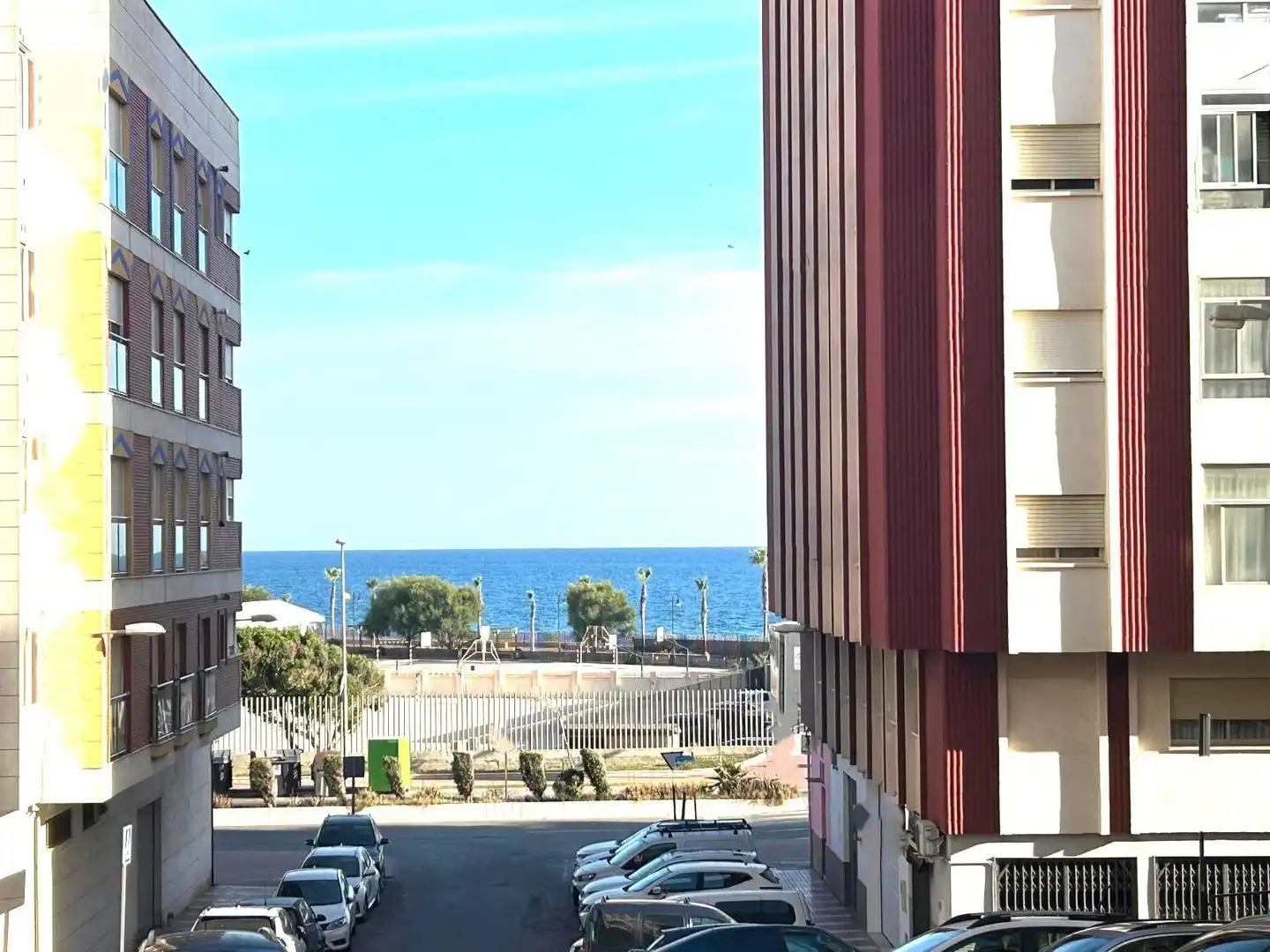 Vista exterior de Piso en venta en Adra con Aire acondicionado y Balcón