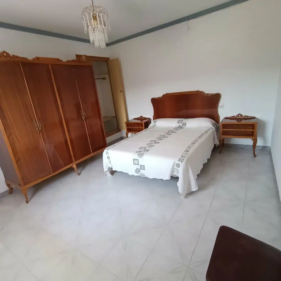 Habitación de Finca rústica en venta en Iznájar con Aire acondicionado, Calefacción y Jardín privado