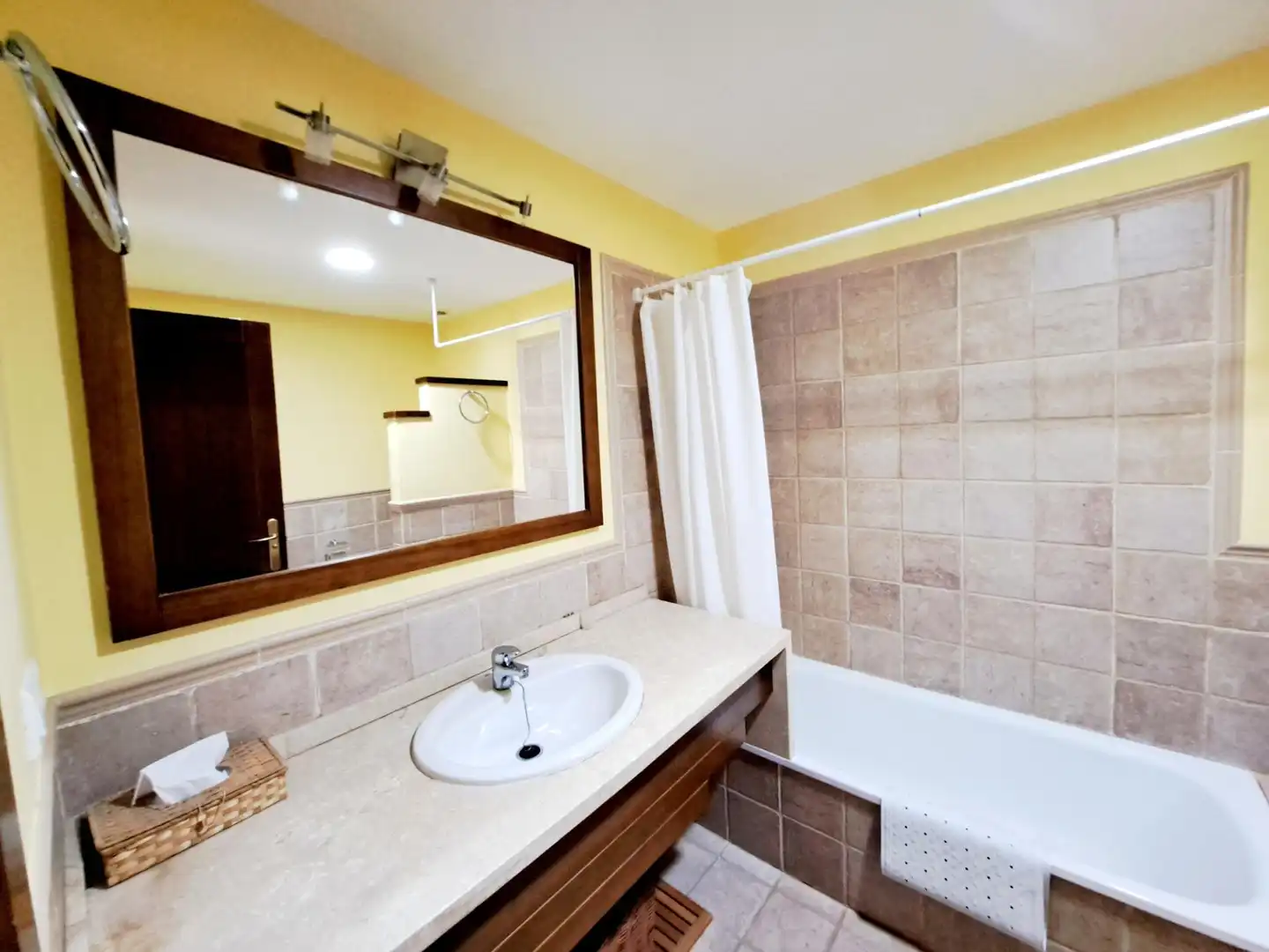 Apartment mit Pool zum Verkauf in Isla Canela, imagen 17