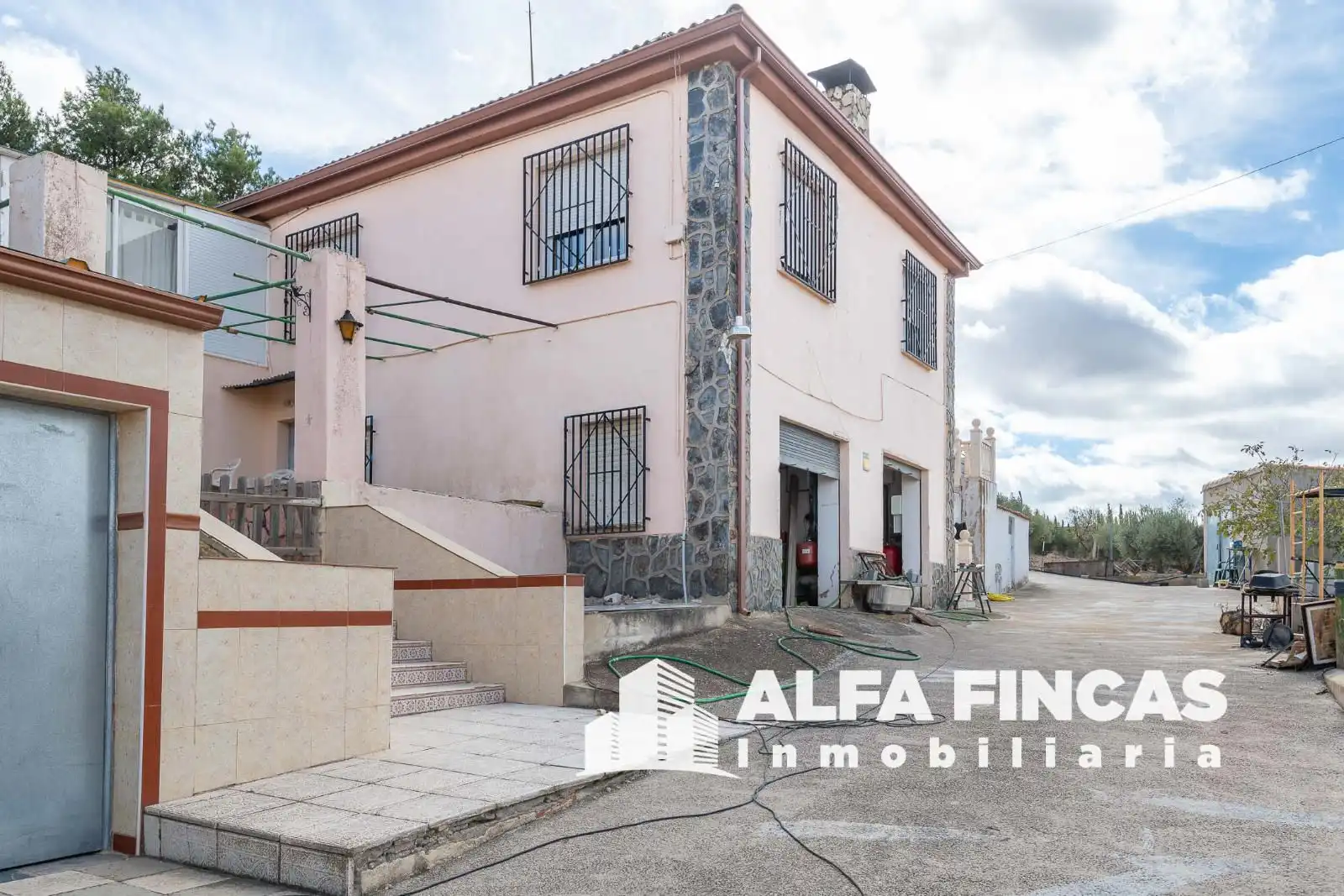 Vista exterior de Casa o chalet en venta en San Pedro con Calefacción, Jardín privado y Trastero