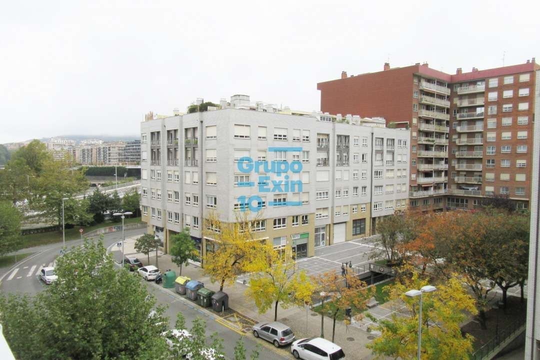 Vista exterior de Garatge en venda en Donostia - San Sebastián 