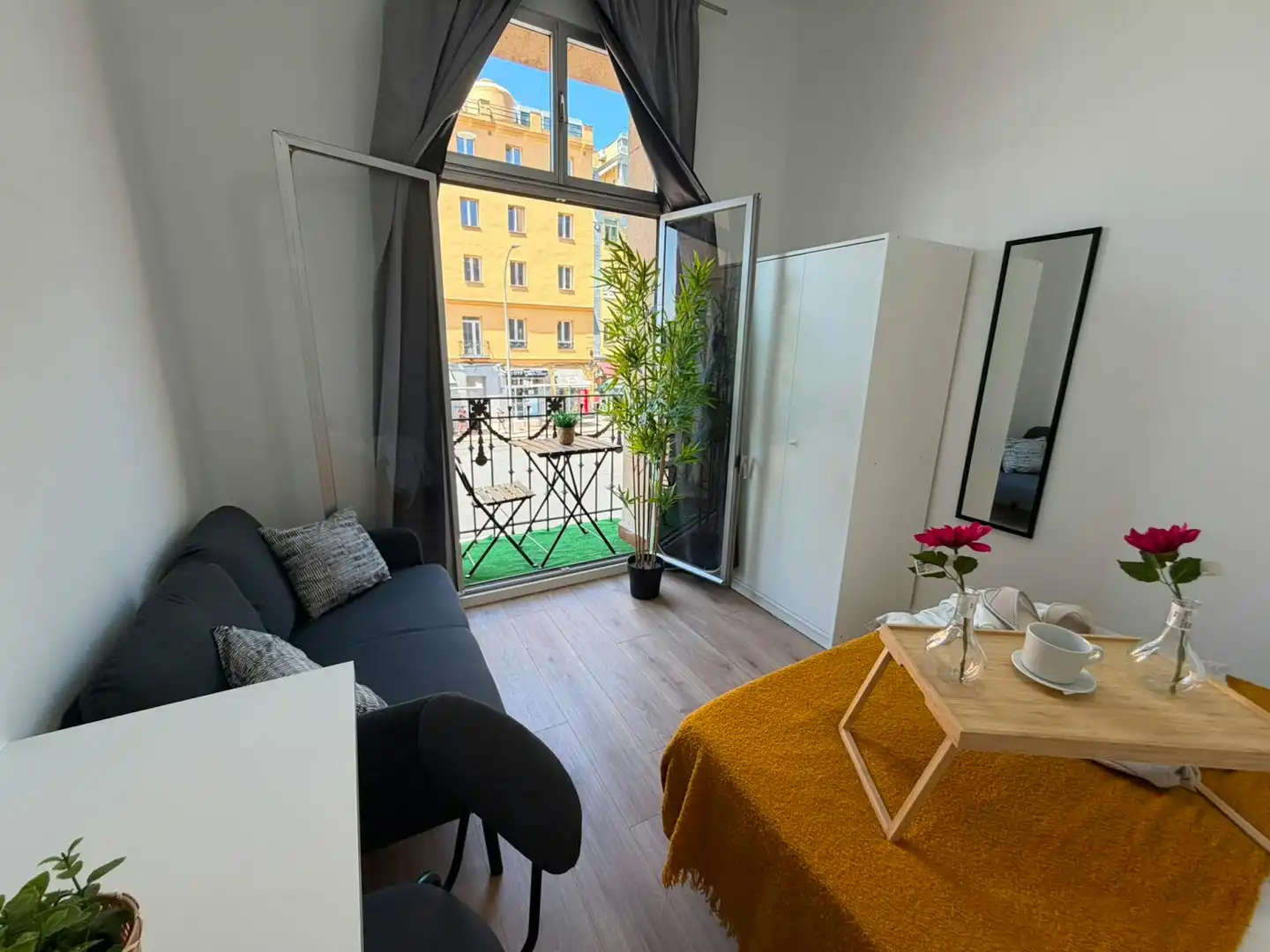 Terrasse von Wohnung zur Miete in Madrid mit Heizung, Privatgarten und Möbliert