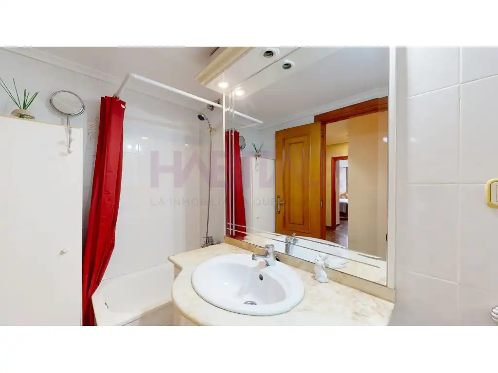 Baño de Piso en venta en Quatre Carreres