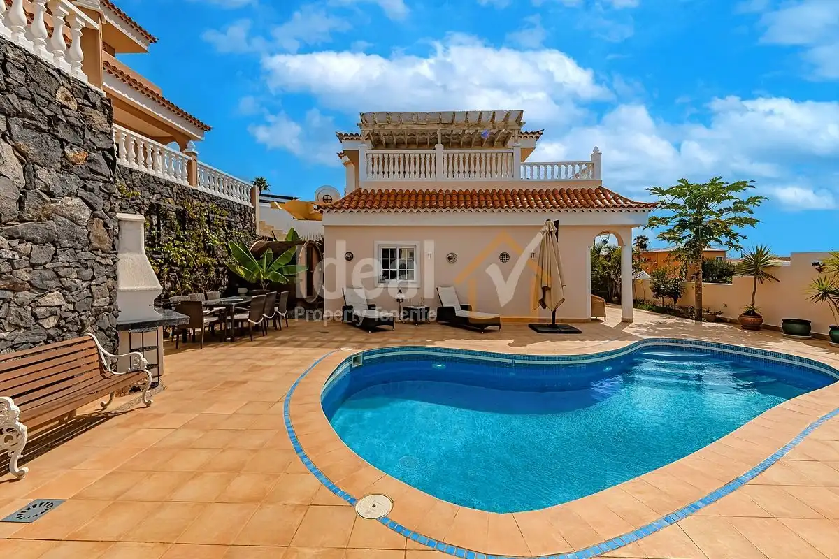 Casa amb piscina en venda a Callao Salvaje - Playa Paraíso