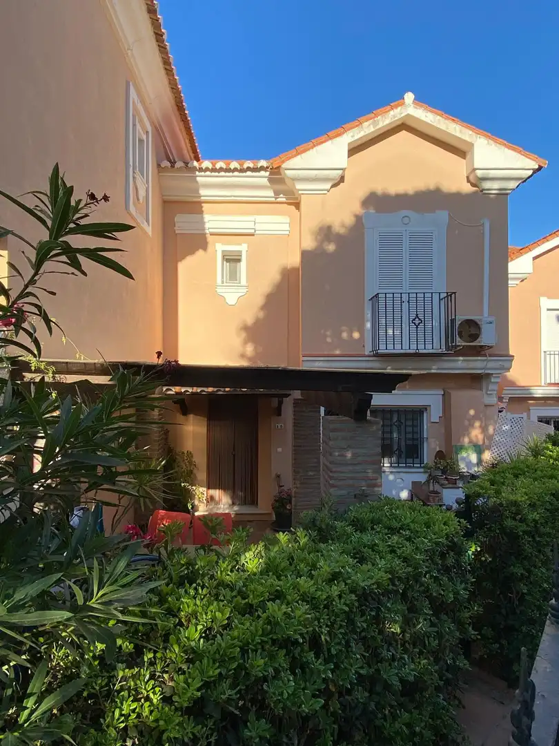Adossat amb terrassa en venda a La Alcaidesa, imagen 6