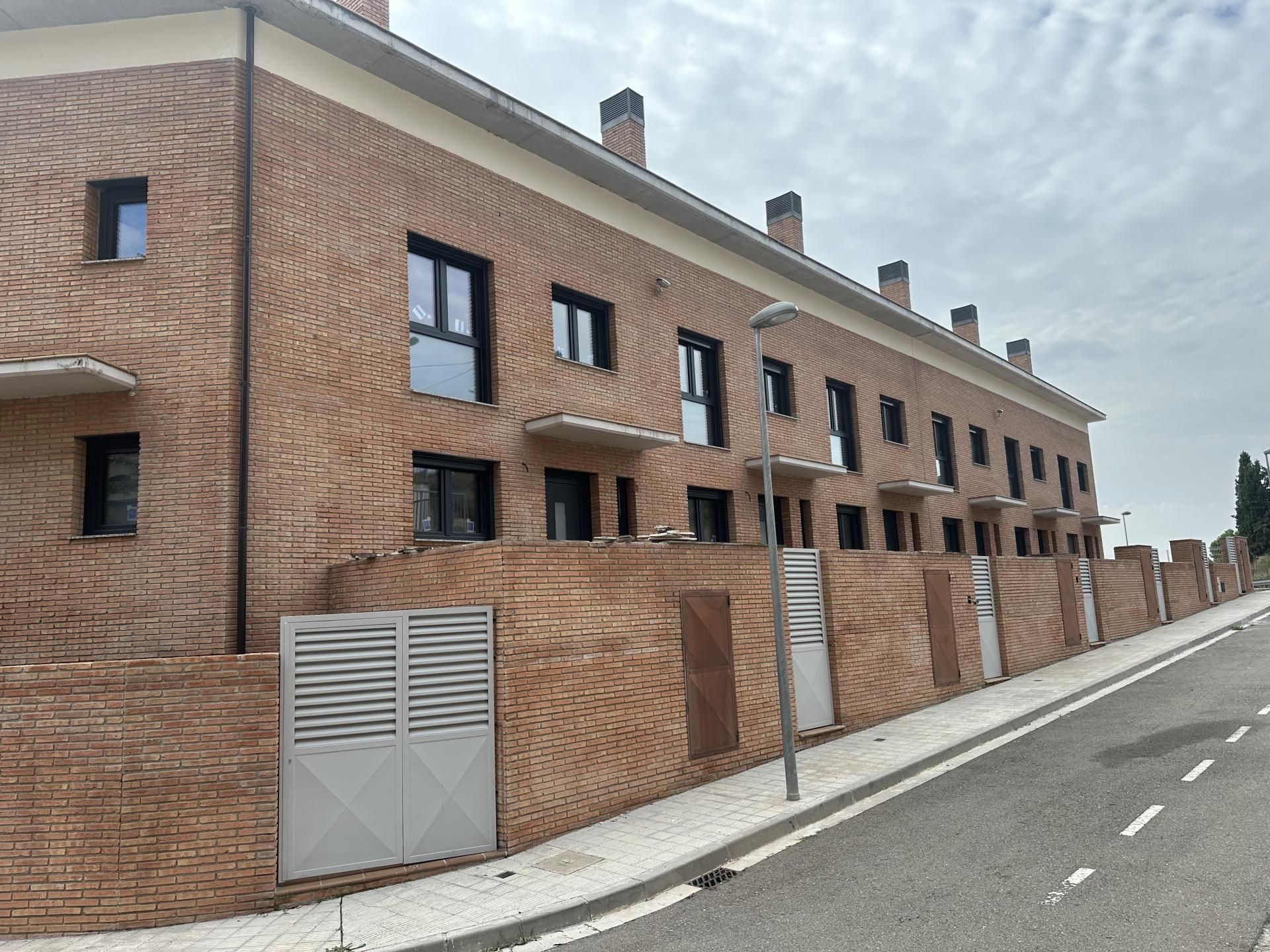 Exterior view of Single-family semi-detached for sale in Cervera  with Heating and Terrace