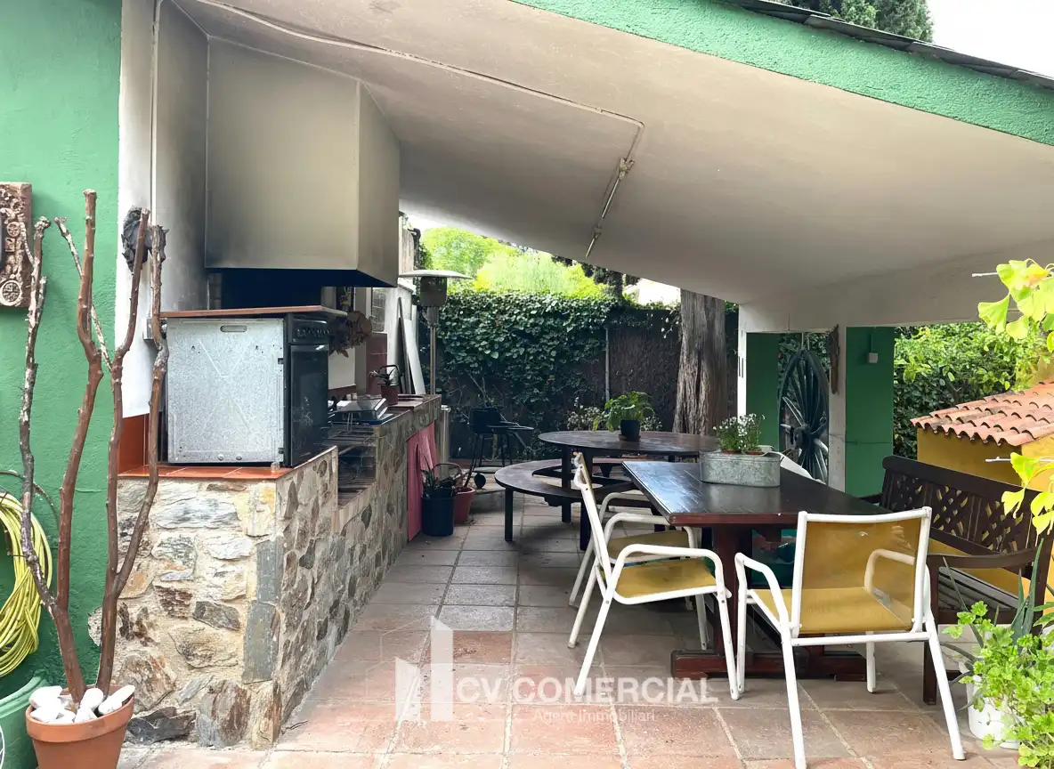 Terrassa de Casa o xalet en venda en Sant Cugat del Vallès amb Aire condicionat, Calefacció i Jardí privat