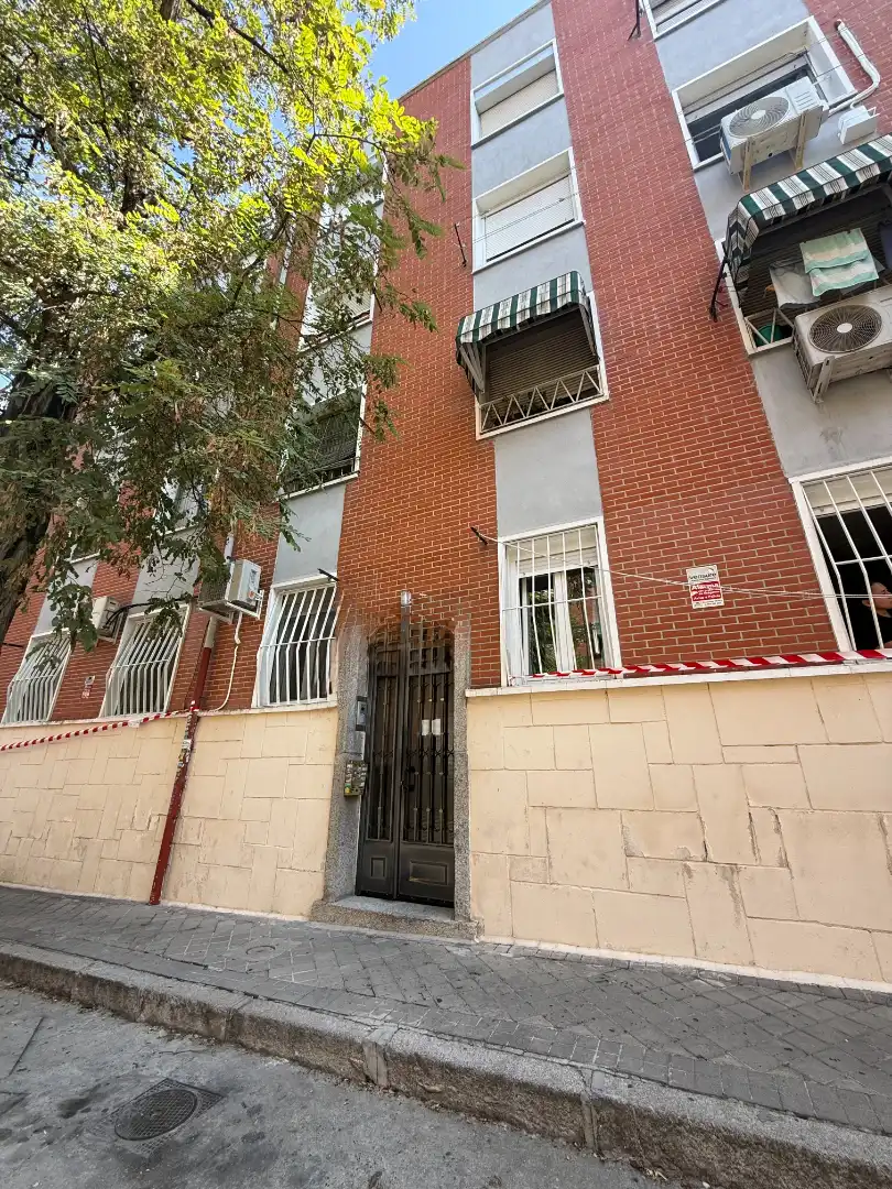 Piso en venta en Calle del Puerto de Alsasua, Palomeras Bajas
