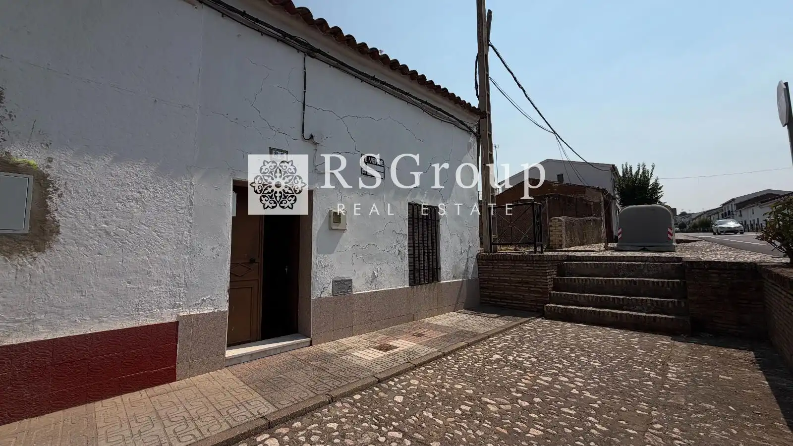 Exterior view of Houses for sale in Cala  with Storage room