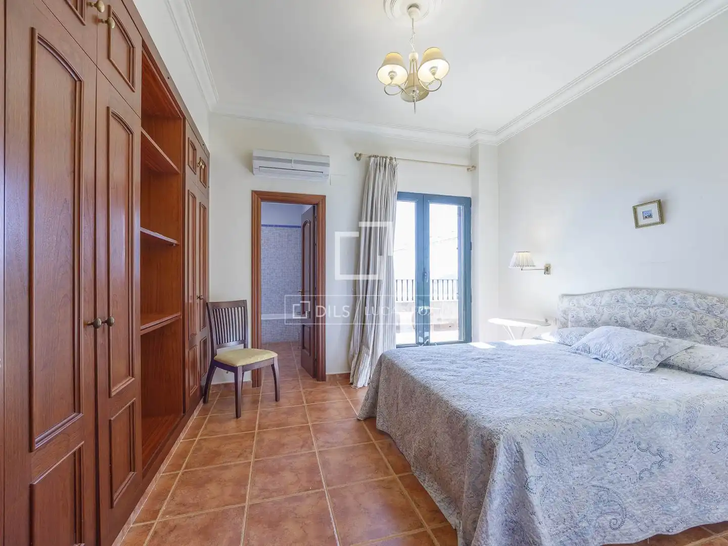 Habitación de Casa o chalet en venta en Cullera con Aire acondicionado, Jardín privado y Piscina
