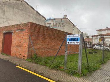 Terreno residencial en venta en Calle Zamora 13