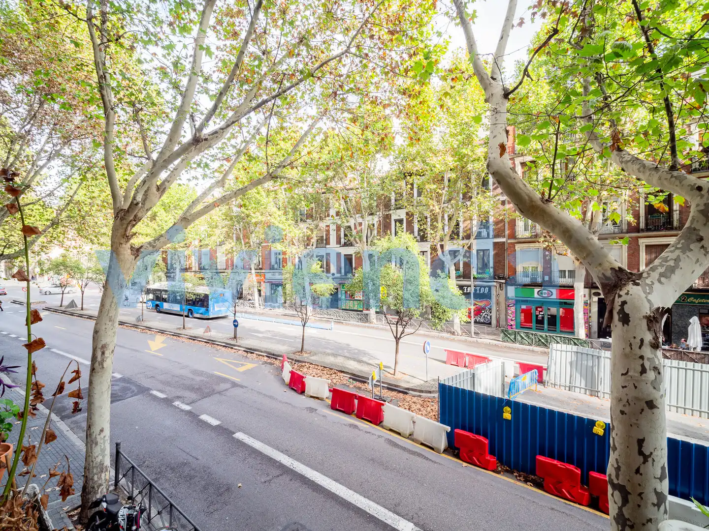 Flat with terrace to rent in Avenida Ciudad de Barcelona, imagen 6