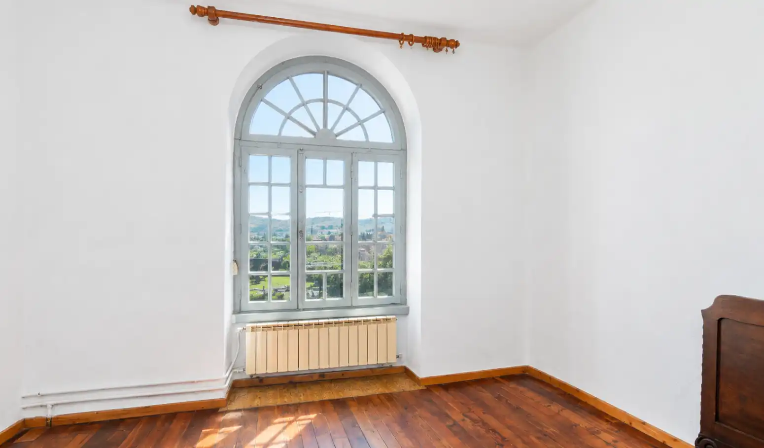 Bedroom of Detached homes for sale in Salas  with Parquet flooring, Terrace and Storage room