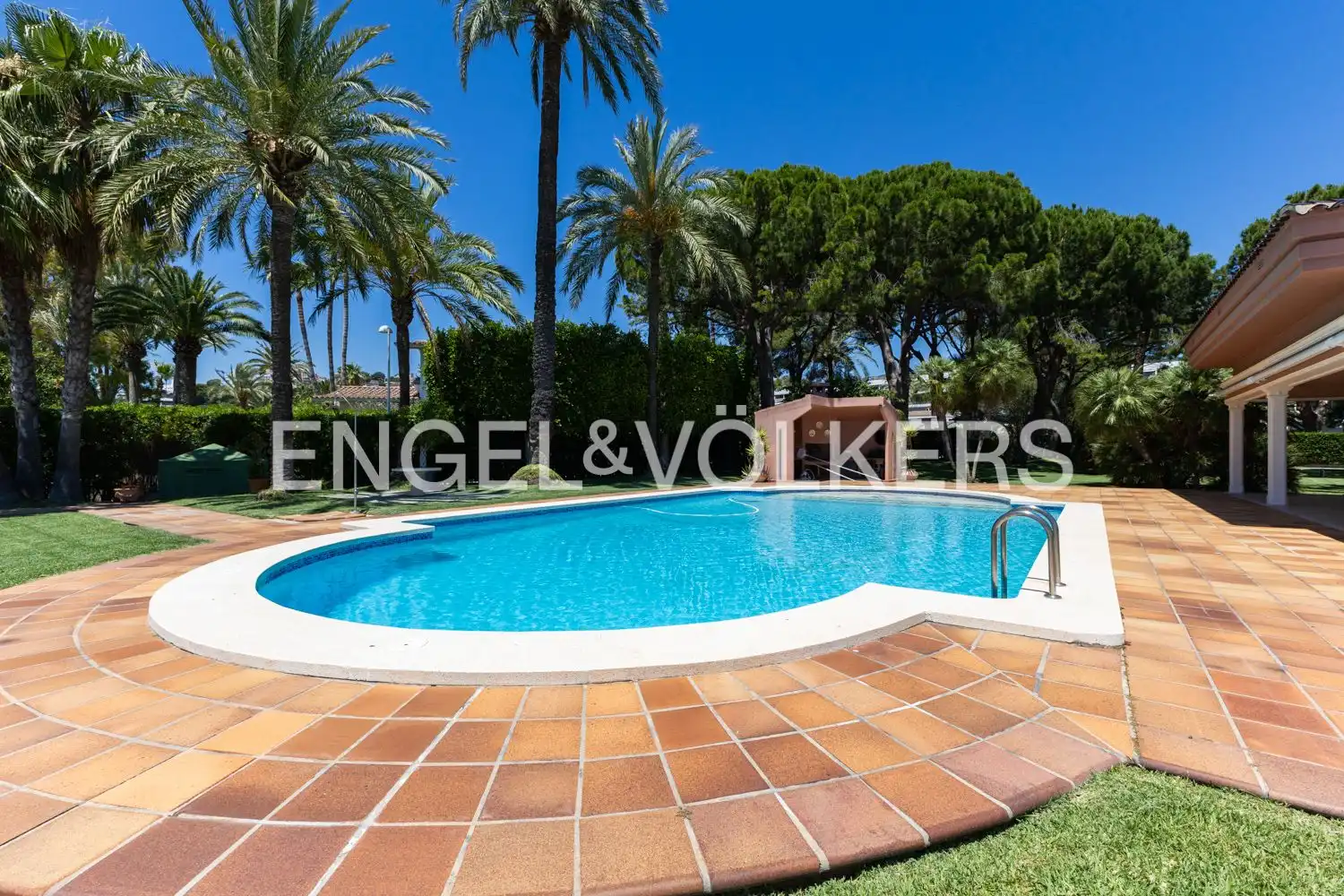 Piscina de Casa adosada de lloguer en Oropesa del Mar / Orpesa amb Aire condicionat, Calefacció i Jardí privat