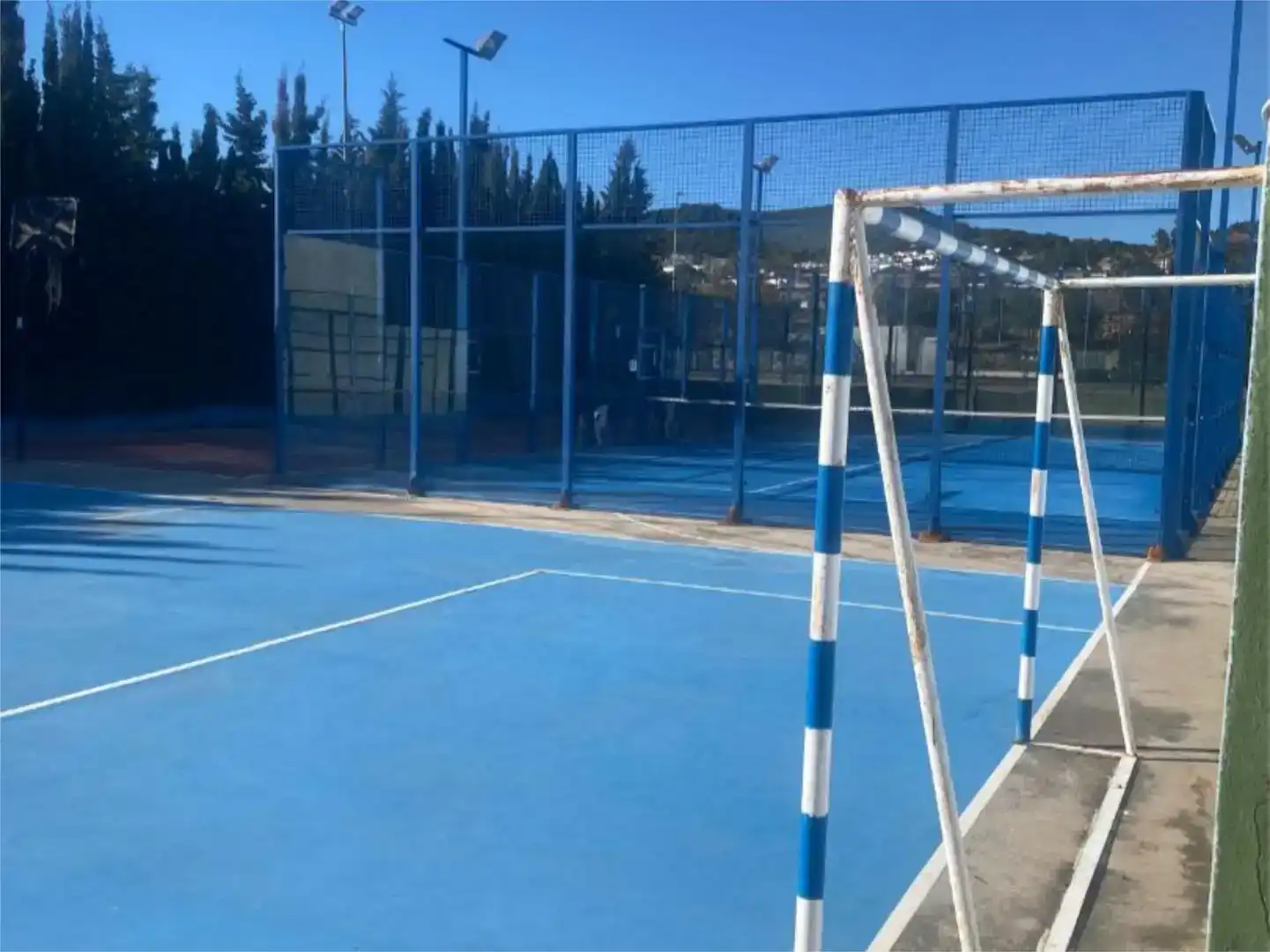 Parkplatz von Wohnung zum Verkauf in Calafell mit Klimaanlage, Schwimmbad und Balkon