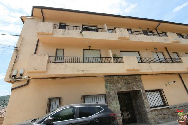 Piso en Venta en Camino de las Piscinas, 12 en Cuevas del Valle