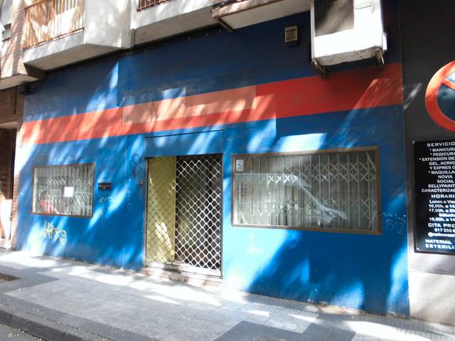 Local comercial en Venta en Calle del Matadero, 4 en La Granja