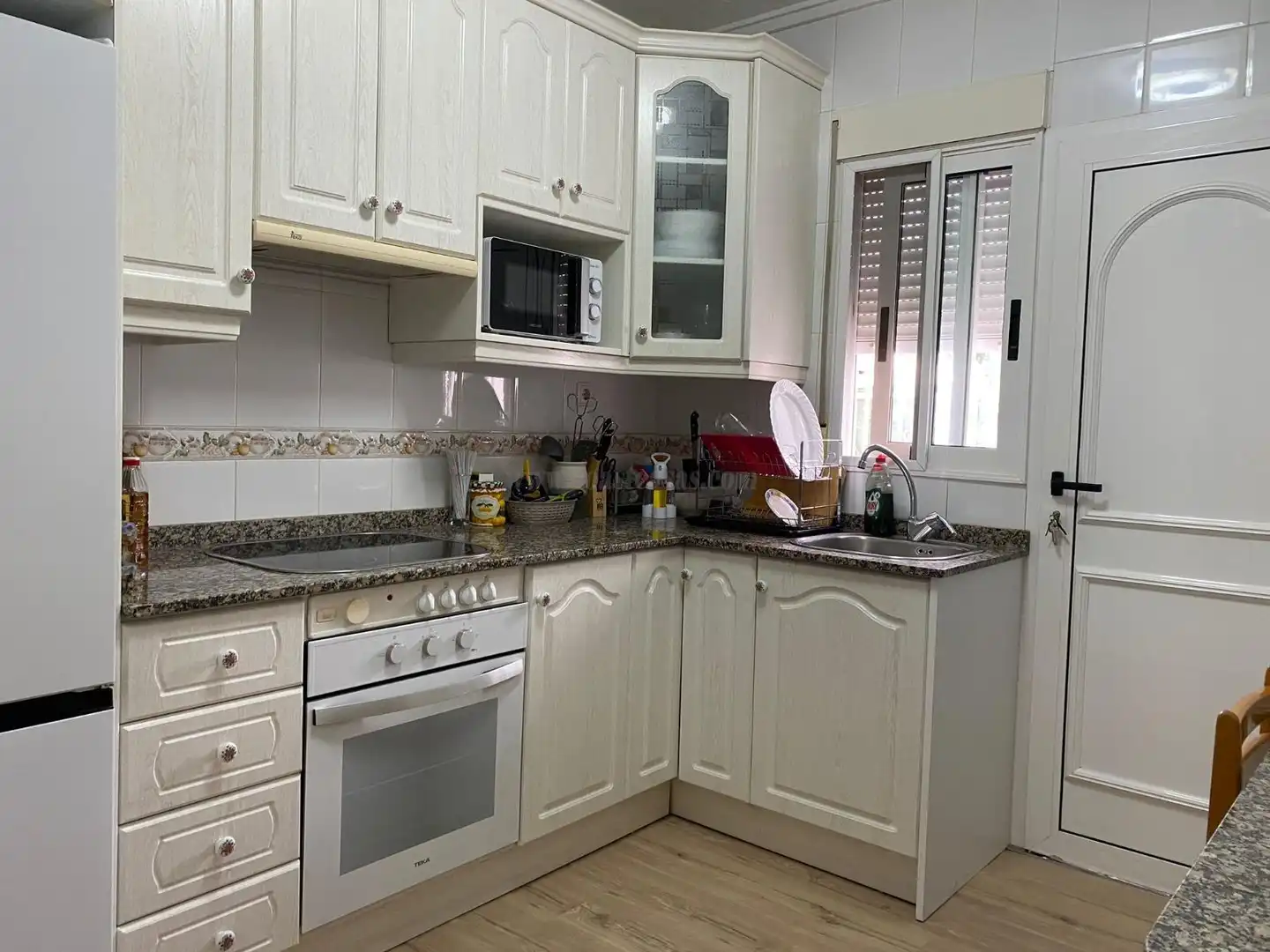 Cocina de Casa o chalet en venta en Torrevieja con Trastero, Piscina y Amueblado