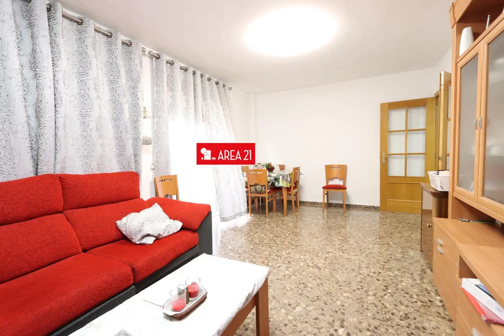 Sala de estar de Piso en venta en La Pobla de Vallbona con Aire acondicionado, Calefacción y Trastero